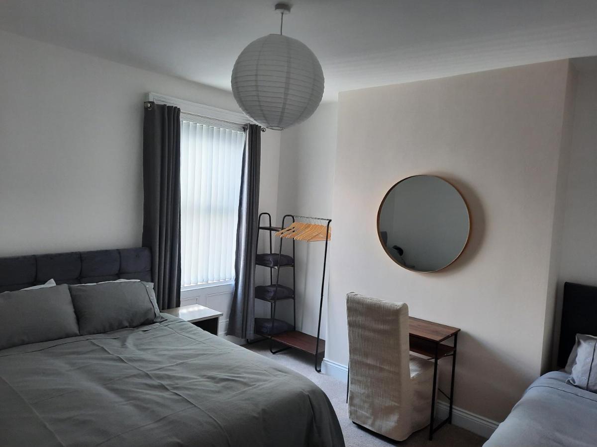 Seacliff Road Luxury Apartments บังกอร์ ภายนอก รูปภาพ